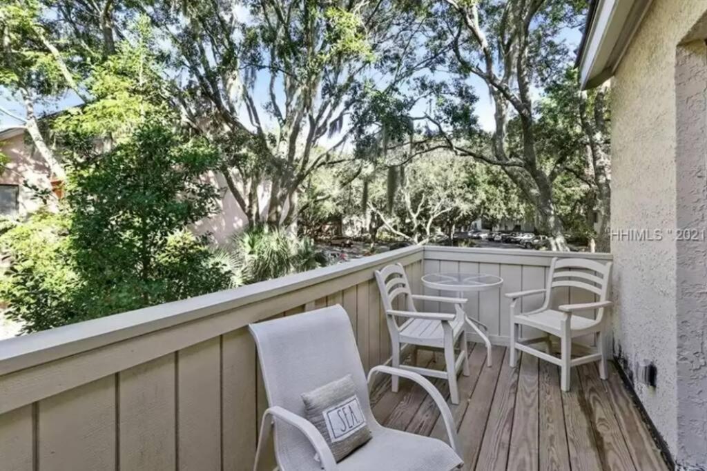 Вилла New Pics! Harbour Town 3Br/3Ba - Pool Access - Book Now Хилтон-Хед-Айленд Экстерьер фото