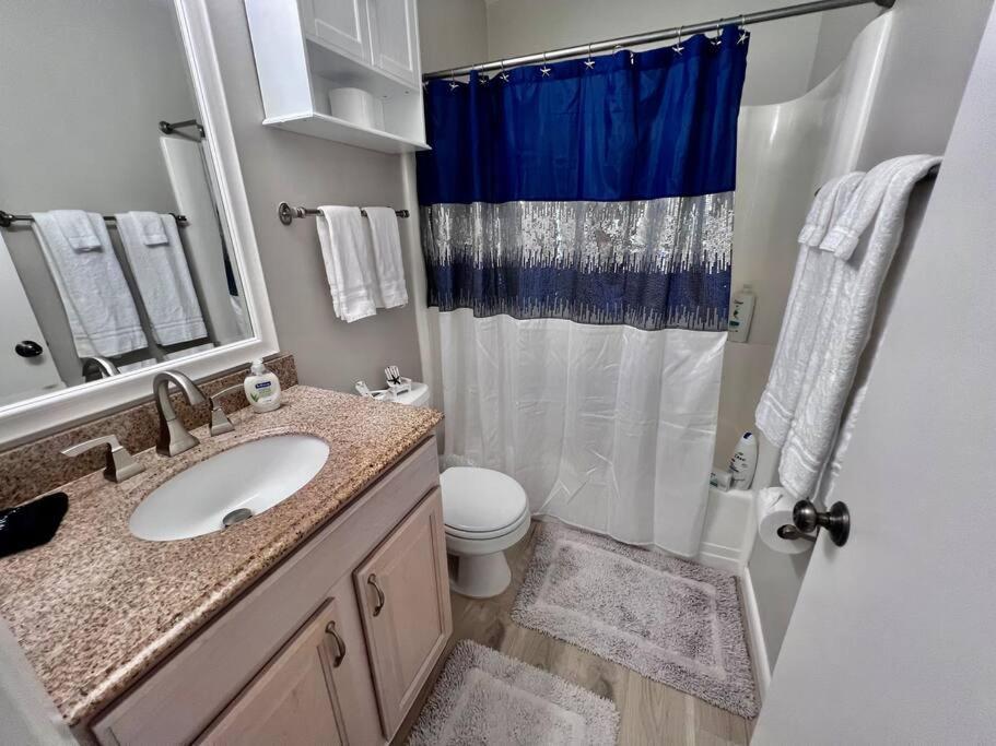 Вилла New Pics! Harbour Town 3Br/3Ba - Pool Access - Book Now Хилтон-Хед-Айленд Экстерьер фото